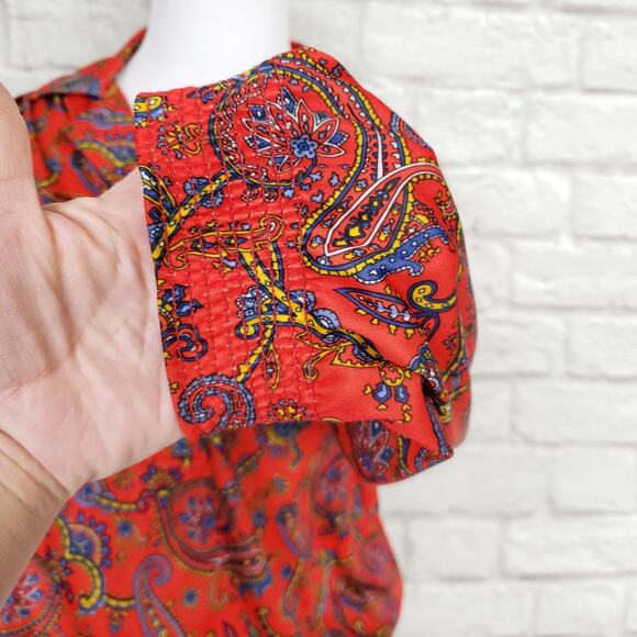 Vintage 70s Lady Arrow Bold Red Paisley Polyester Blouse Smocked Bottom Fits M/L - Picture 3 of 12